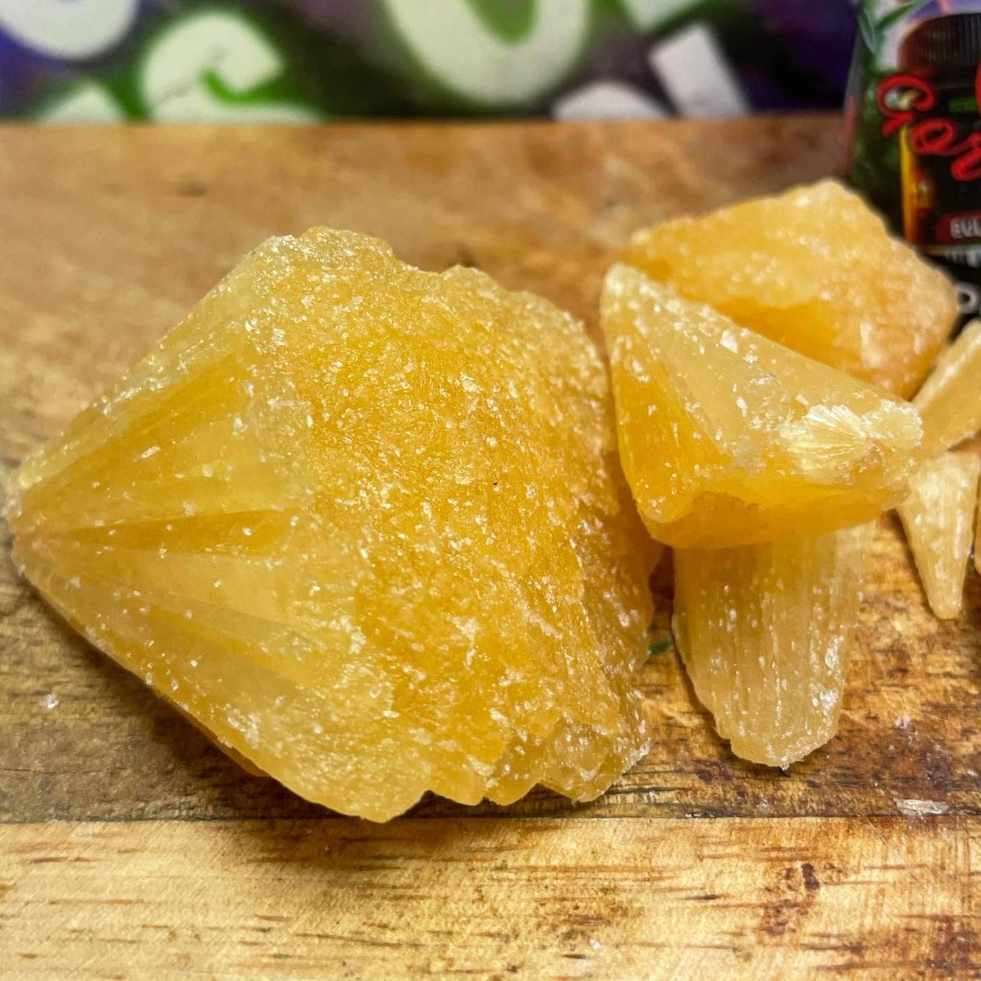 Image of SHATTER 99% GORILLA GLUE USA (CBD)