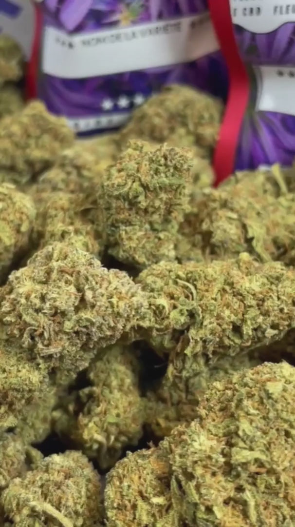 Image of WEDDING CAKE (CBD)
